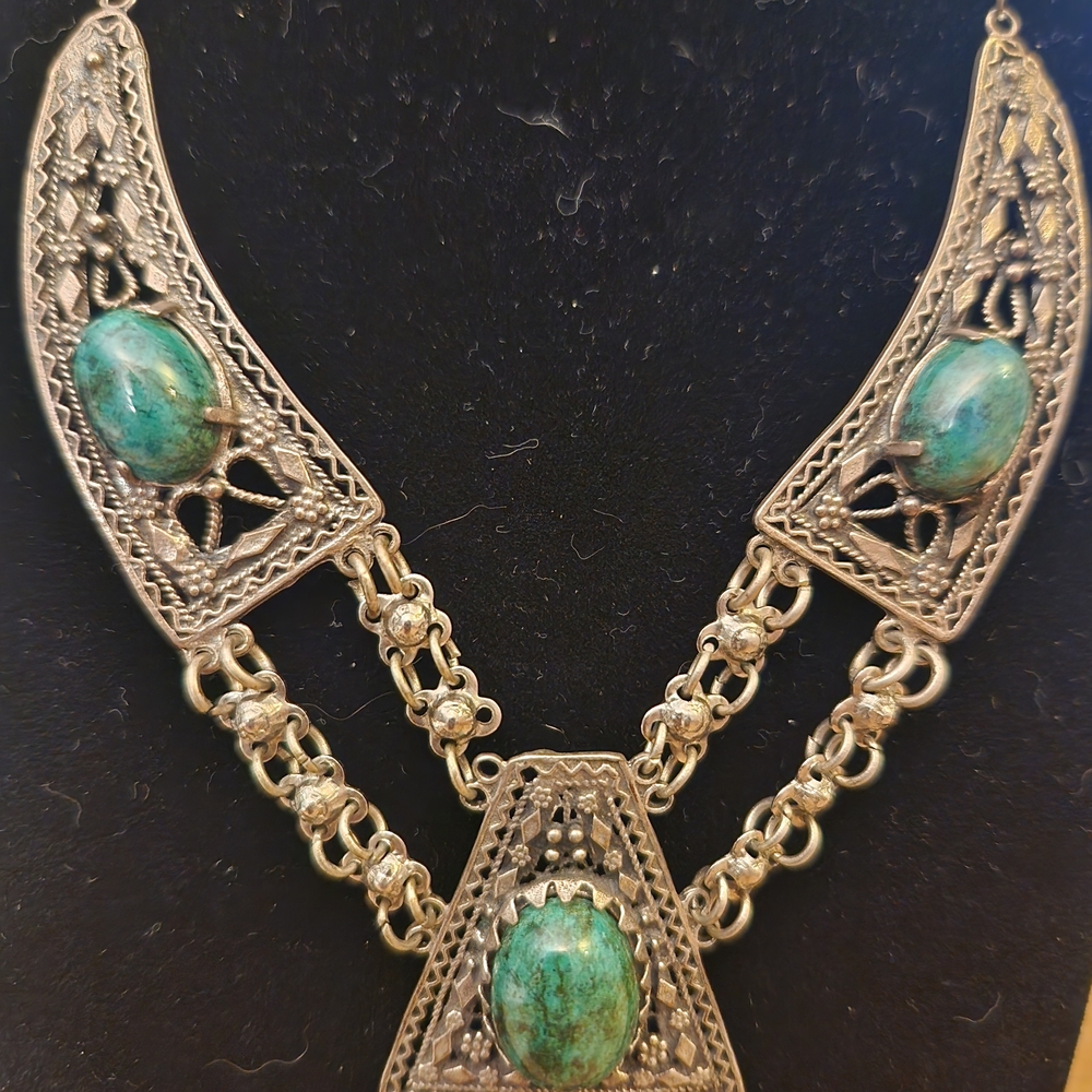 Vintage Israeli Sterling Silver Necklace with eĺiat Stone Cabochons - Picture 2 of 6